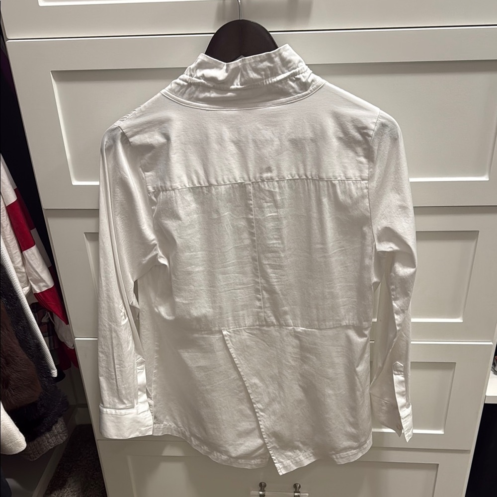 White Ruffled Collar Blouse - Picture 3 of 3